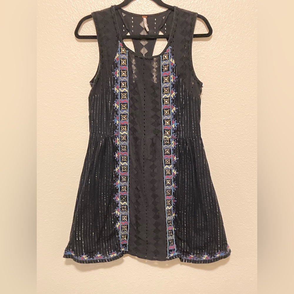 FREE PEOPLE - Summer dress - Classy - Sparkly- Cut outs - Embroidered